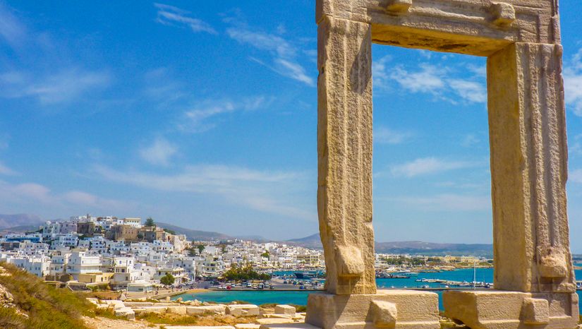 9th Naxos Summer School on Diachronic Linguistics. Comparing Diachronies