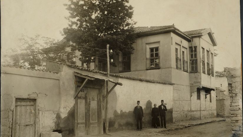 Εγκαίνια Έκθεσης «Αντικείμενα τόποι 1922-2022» στο Μουσείο Αρχαιολογίας και Ιστορίας της Τέχνης του ΕΚΠΑ