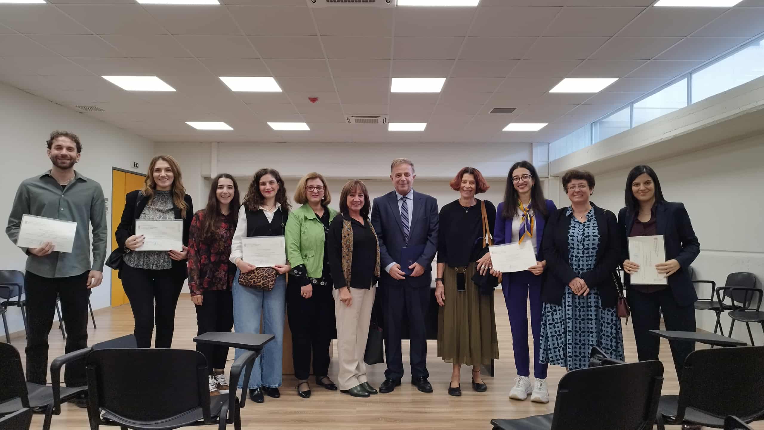 ΔΩΡΕΑΝ ΣΕΜΙΝΑΡΙΑ ΠΛΗΡΟΦΟΡΙΑΚΗΣ ΠΑΙΔΕΙΑΣ & ΨΗΦΙΑΚΩΝ ΔΕΞΙΟΤΗΤΩΝ – ΧΕΙΜΕΡΙΝΟ ΕΞΑΜΗΝΟ 2025-26